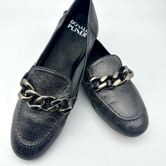Donald J. Pliner Bethany Chain Loafer - Picture 2 of 11